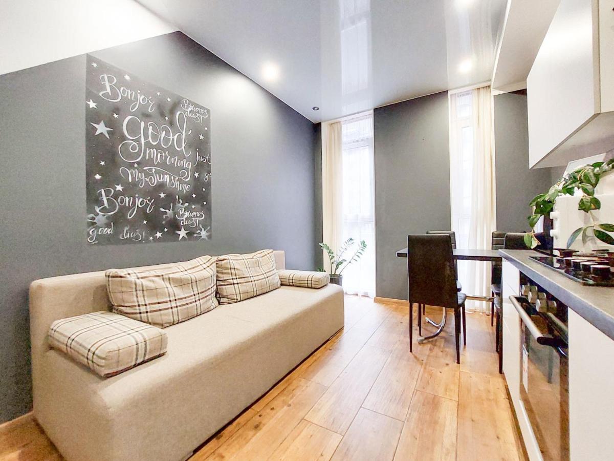 Monro Apartment Lviv Exterior photo